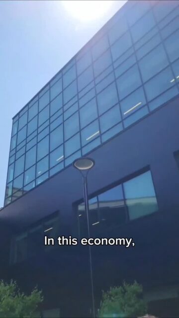 Kesempatan untuk Study & Work di Toronto, Canada!

Programs for every step of your career!
Centennial College punya program yang hands-on dengan peluang karir yang high-demand!

Full support untuk Students agar siap masuk ke dunia kerja

Yuk cari tahu arah karirmu di info session:
Discover Centennial College, Canada
🗓️ Rabu, 4 Maret 2026
⌚ 16.00 WIB
📍  Kantor Universal Study Abroad Puri Indah
📝Register here: https://forms.gle/tprCSDuLp2xcYisN8
or contact 0851 0000 8130

#studyincanada #studyabroad #studyintoronto #coop